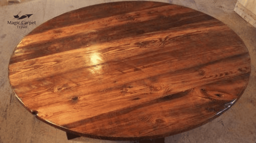 The traditional Egyptian table known as "Tablya", and it is made of wood mostly with a round shape used by Egyptians for thousands of years for dining and family gatherings for food.